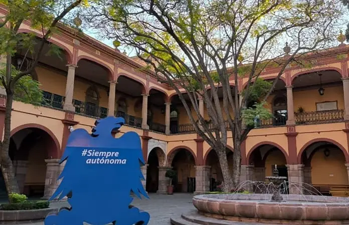 Este lunes vuelven clases en la UASLP