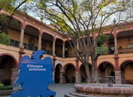 Este lunes vuelven clases en la UASLP Este lunes vuelven clases en la UASLP