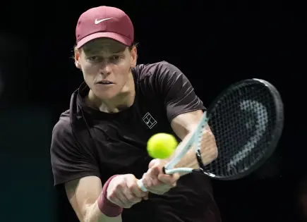 Jannik Sinner avanza a la final del Masters de París tras vencer a Zverev