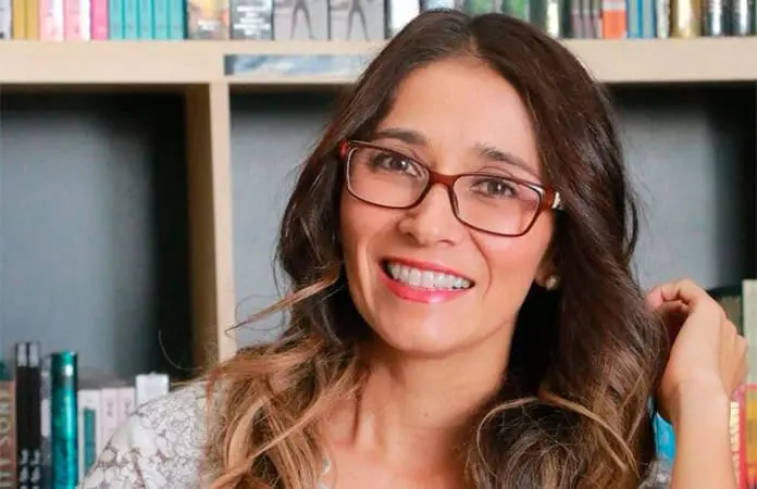 LAS BRUJAS SIGUEN AQUÍ