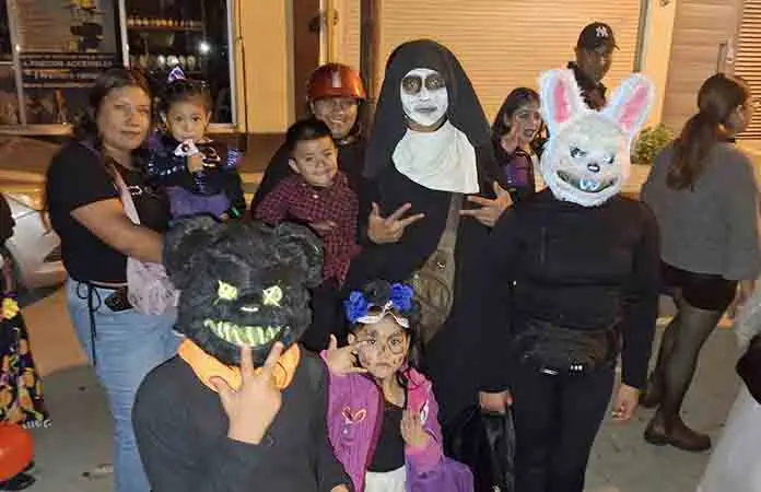 Las calles de la ciudad se llenan de monstruos