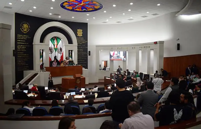 Congreso aprueba paquete económico 2026 con recorte a la UASLP