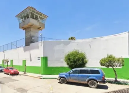 Juez mantiene en tutelar a menor implicado en agresión en la UASLP