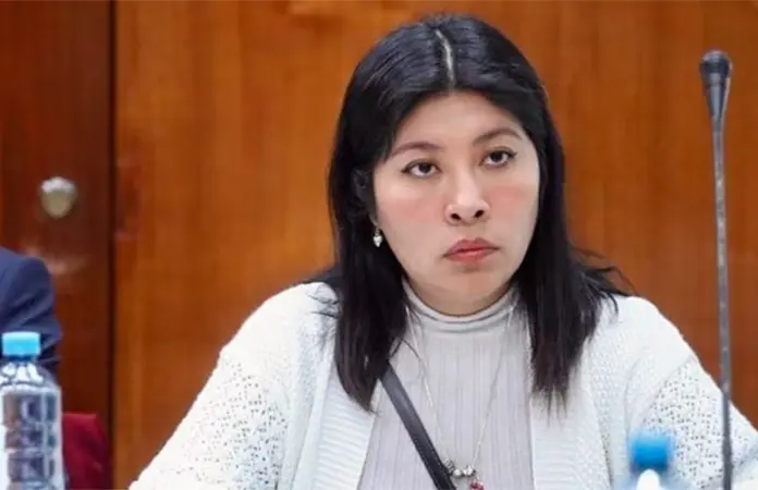 Betssy Chávez recibe asilo en México tras controversia internacional