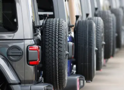 Chrysler llama al taller a más de 320.000 vehículos Jeep por batería defectuosa
