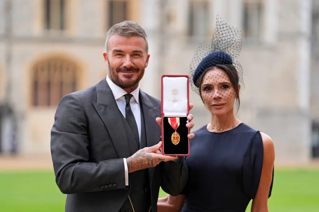 David Beckham se convierte en Sir en ceremonia de caballero