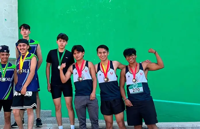 Destacan alumnos de la U Politécnica