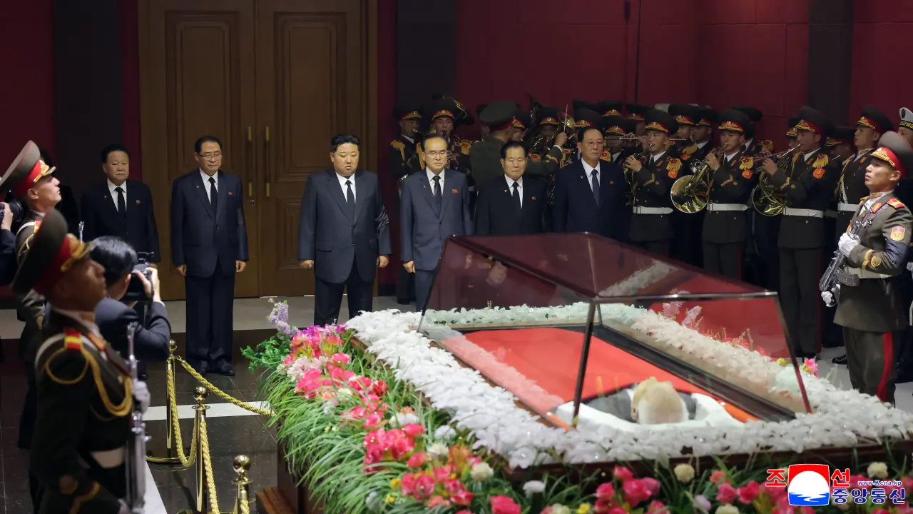 Fallece Kim Yong Nam, emblemático burócrata norcoreano