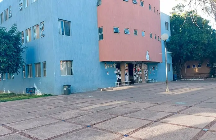 Alumna acusa a una docente de agresión