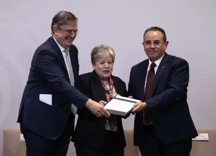 Gobierno de México fija límite de antigüedad para vehículos diésel