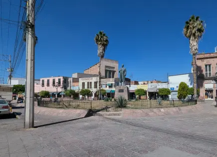 Iniciarán reordenamiento del comercio en explanada Ponciano Arriaga