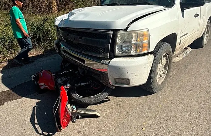 Muere adolescente en fatal accidente de motocicleta