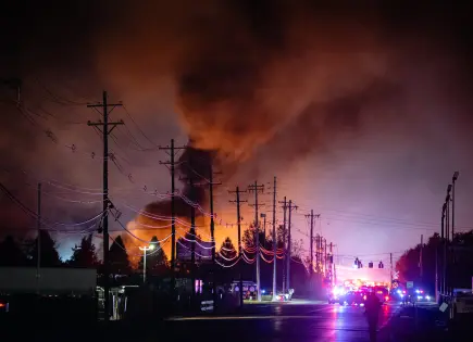 Tragedia en Kentucky: Avión de UPS se estrella y explota en Louisville