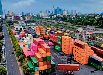 China suspende tasas especiales a EU en acuerdo de tregua comercial