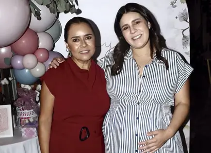 ¡ESPERA A SU BEBÉ! ¡ESPERA A SU BEBÉ!