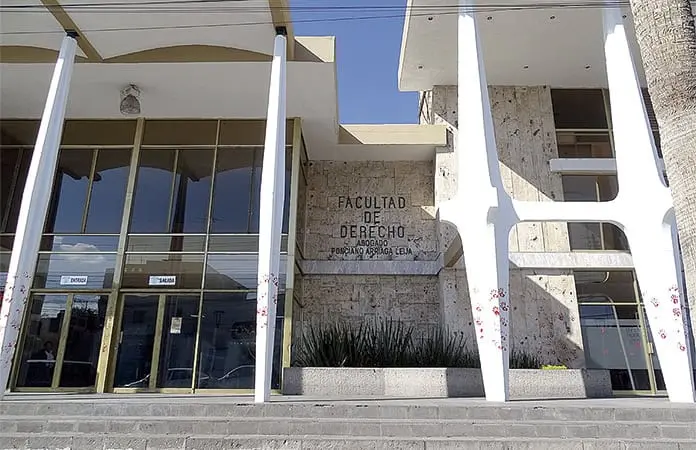 Docentes en Fac. de Derecho piden respetar proceso para nueva dirección