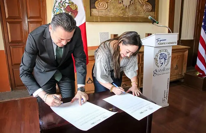 Se hermanan Pueblo Mágico y Guanajuato