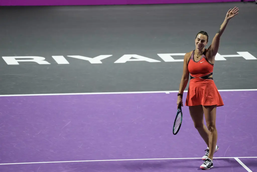 Aryna Sabalenka vence a Coco Gauff en las Finales de la WTA en Arabia Saudí