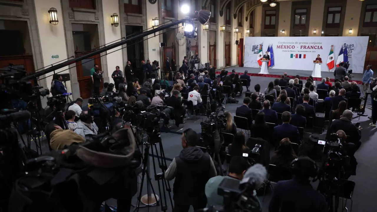 Códices Azcatitlán y Bouterini: Historia viva entre México y Francia