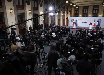 Códices Azcatitlán y Bouterini: Historia viva entre México y Francia