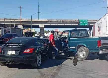 Colisionan dos vehículos en José de Gálvez; no hay heridos Colisionan dos vehículos en José de Gálvez; no hay heridos