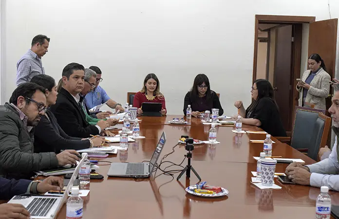 Comisión de Hacienda del Congreso discute ajustes presupuestales