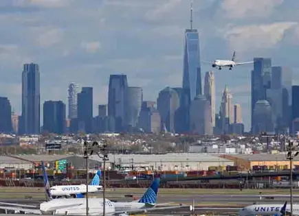 En EU cancelan viajes por cierre