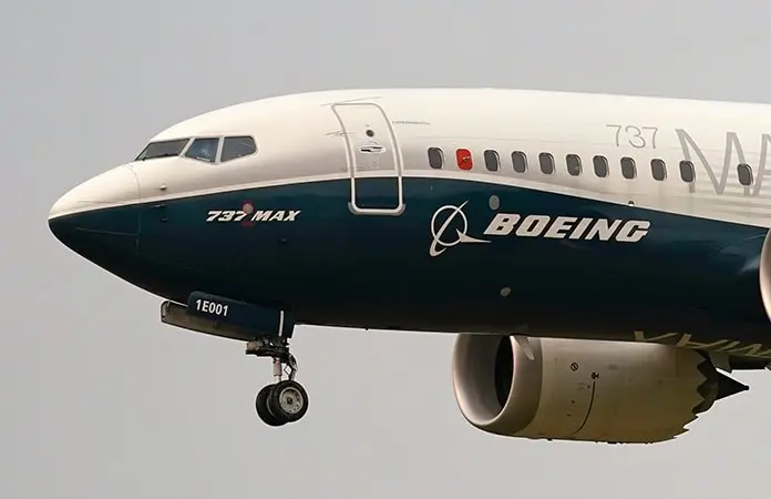 Juez desestima cargos penales contra Boeing
