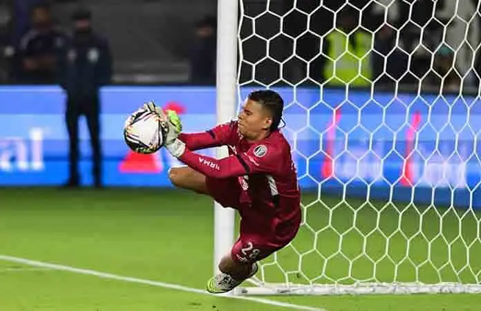 Mier, entre los mejores porteros del planeta