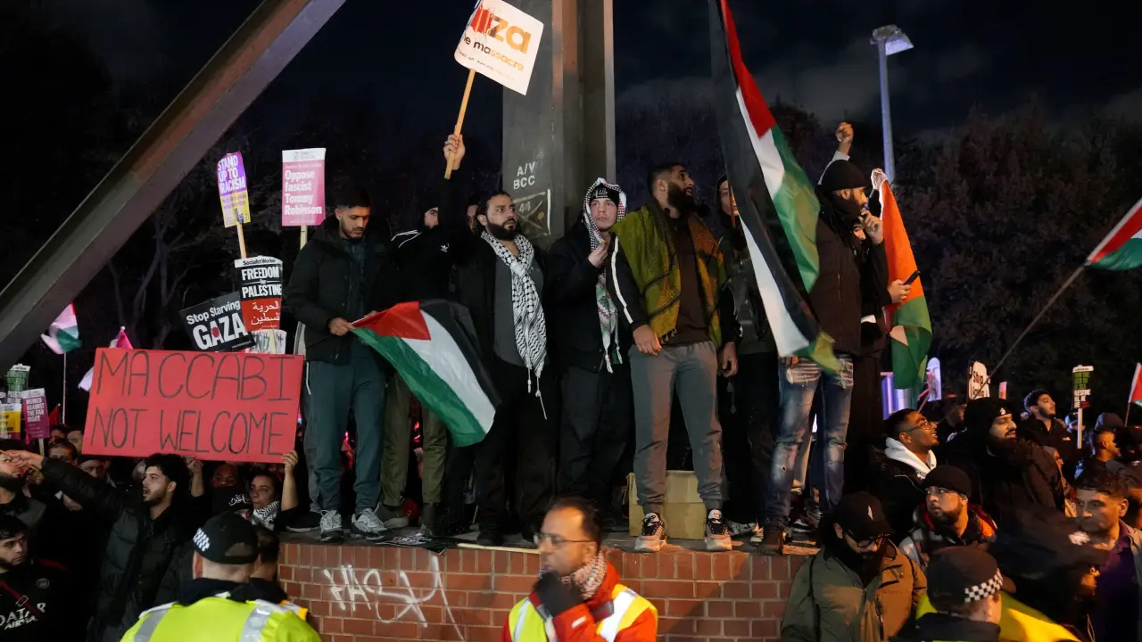 Policía arresta a seis antes del partido entre Aston Villa y el club israelí Maccabi Tel Aviv