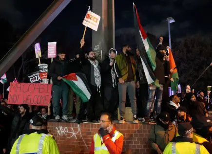 Policía arresta a seis antes del partido entre Aston Villa y el club israelí Maccabi Tel Aviv
