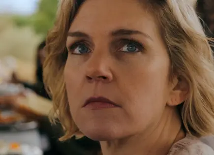 Rhea Sheehorn brilla en Pluribus, la nueva serie de Vince Gilligan Rhea Sheehorn brilla en Pluribus, la nueva serie de Vince Gilligan