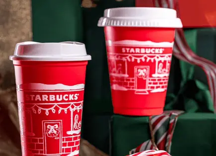 Starbucks regala vasos rojos navideños a sus Clientes