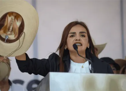 Choque en Uruapan: alcaldesa denuncia persecuci&oacute;n por cobro de predial