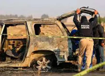 Localizan dos camionetas calcinadas en Huixcolotla Localizan dos camionetas calcinadas en Huixcolotla