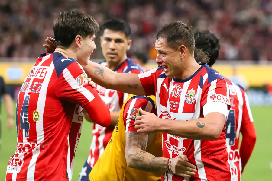 Chivas se impone a Rayados en un emocionante duelo de la Liguilla de la Liga MX