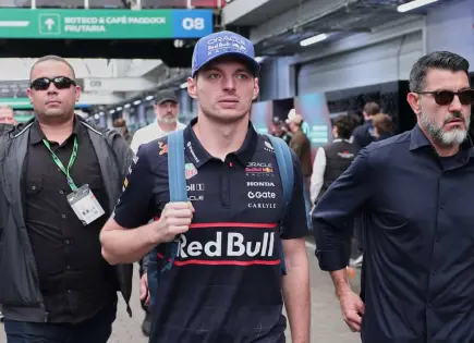 Max Verstappen largará desde el pit lane en el Gran Premio de Brasil Max Verstappen largará desde el pit lane en el Gran Premio de Brasil
