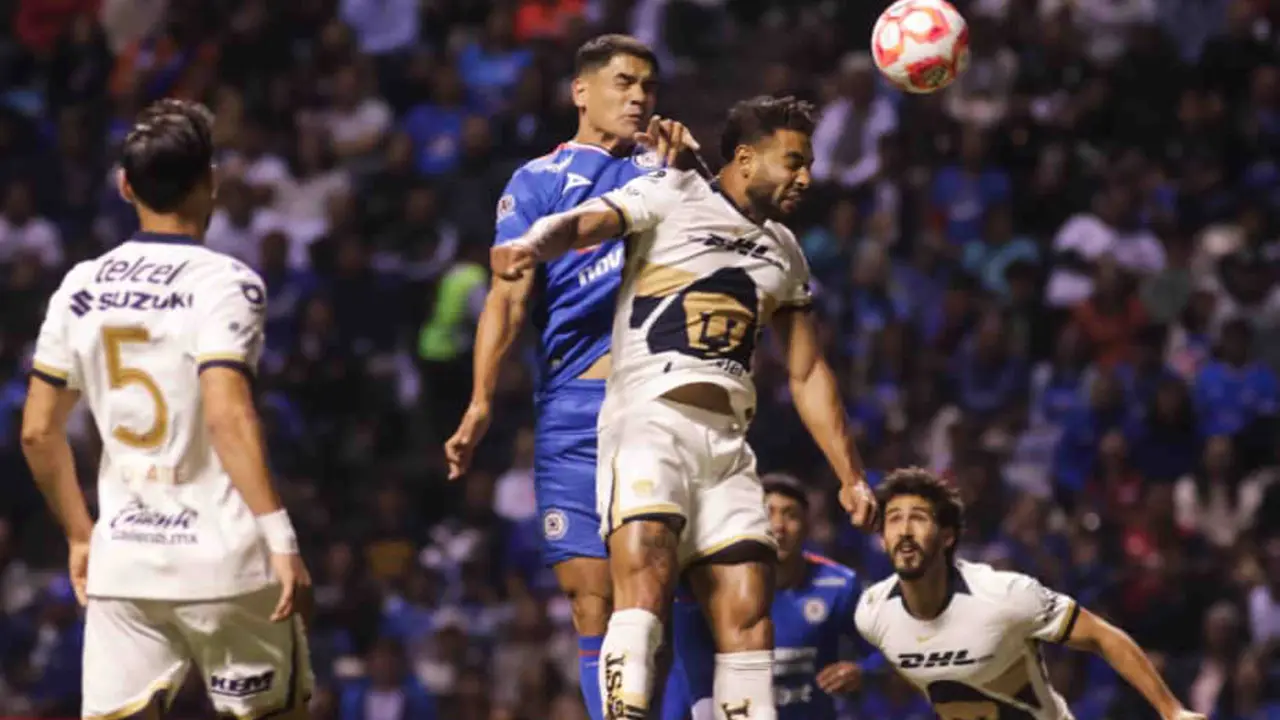 Triunfo de Pumas sobre Cruz Azul le arrebata liderato