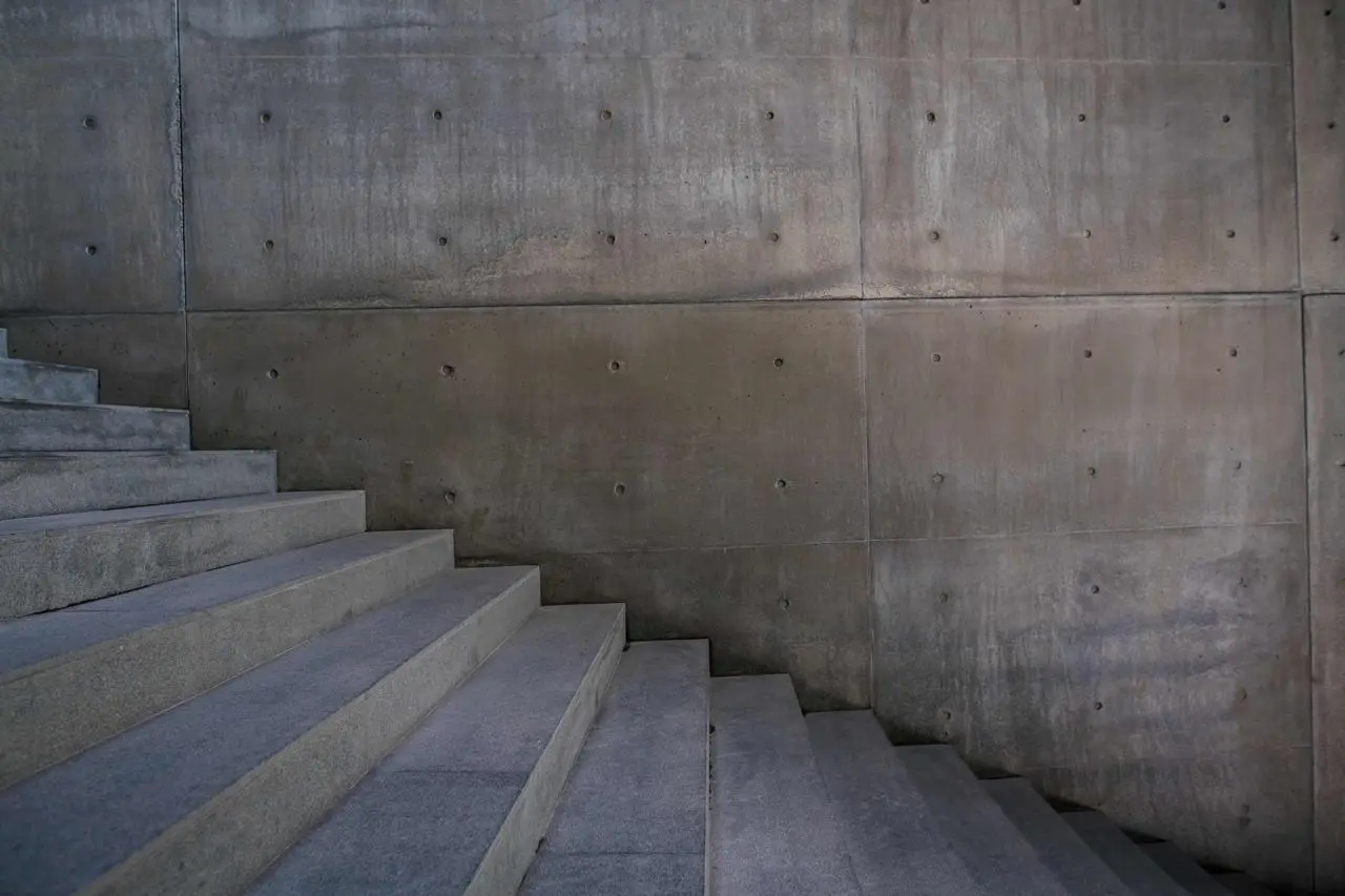 Cemex y Tec de Monterrey demuestran que el concreto puede limpiar el aire