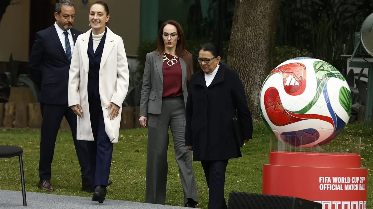 Claudia Sheinbaum insta al Tri a pensar en grandeza de México en Mundial 2026