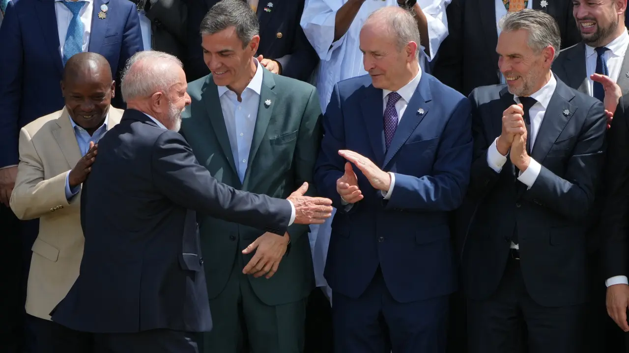 Inicia Cumbre CELAC-UE en Colombia con llamado a la unidad