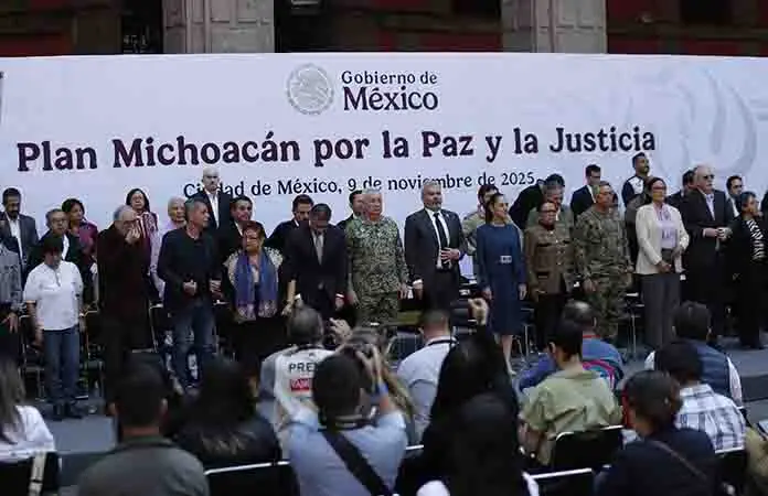 No están solos, dice Sheinbaum