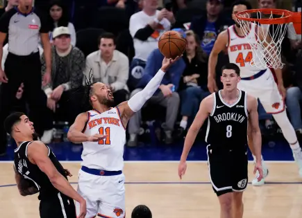 Récord impecable en casa: Knicks ganan 11 juegos seguidos contra los Nets