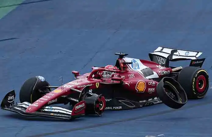 Arremete jefe de Ferrari contra sus pilotos