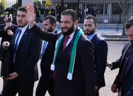 Donald Trump recibe al presidente de Siria en la Casa Blanca Donald Trump recibe al presidente de Siria en la Casa Blanca