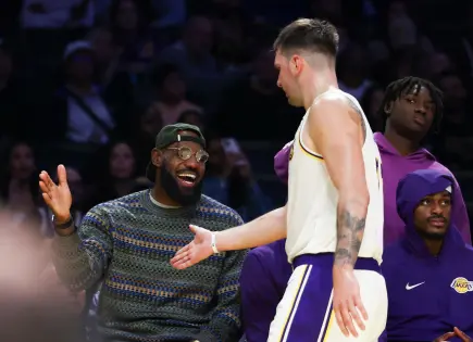 LeBron James se entrena con South Bay Lakers antes de su regreso a la NBA