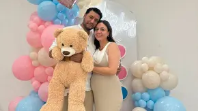 MANUEL Y ANAHÍ ¡ES NIÑA!