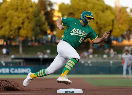 Nick Kurtz, Novato del Año en la Liga Americana