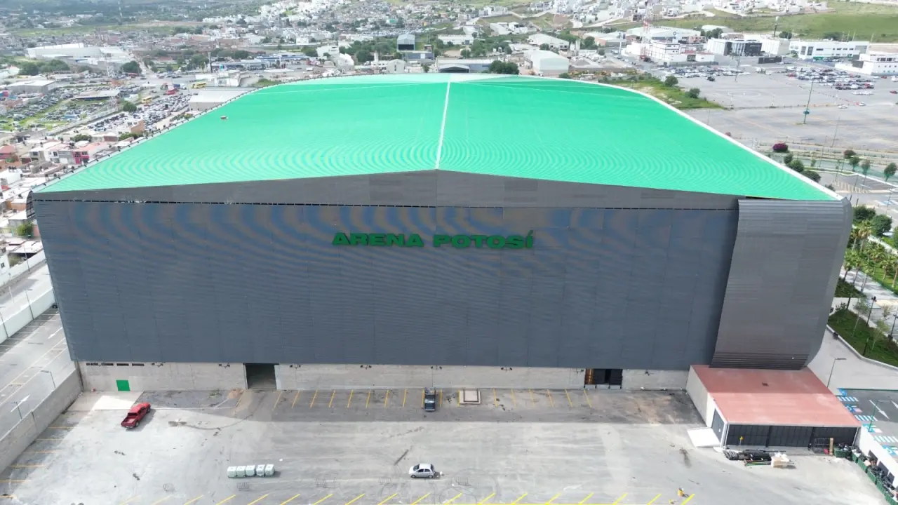 Comercio acusa: Arena Potosí y FENAPO aún sin licencias definitivas