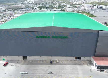 Comercio acusa: Arena Potosí y FENAPO aún sin licencias definitivas